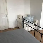 Lovely Studio Near Heathrow - 77Vfr4